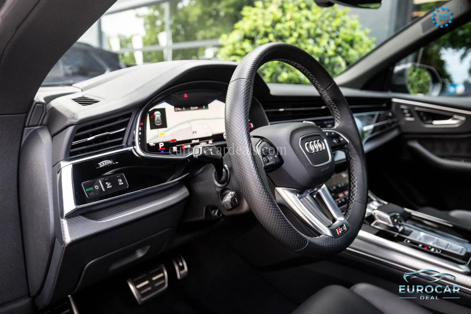 Audi RSQ8