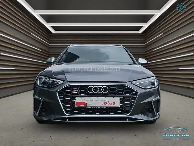 Audi S4