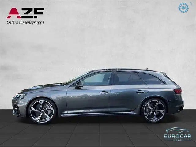 Audi RS4