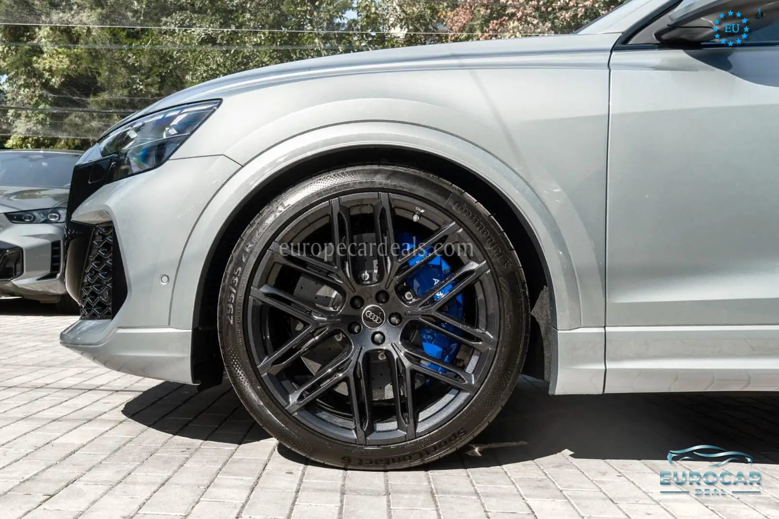 Audi RSQ8