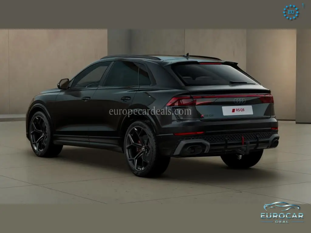 Audi RSQ8