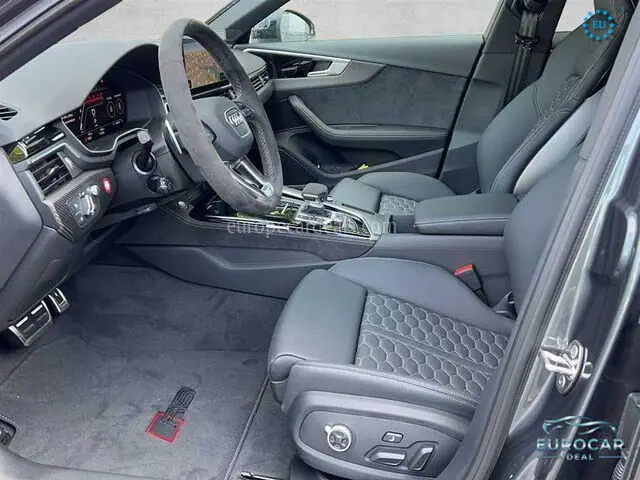 Audi RS4