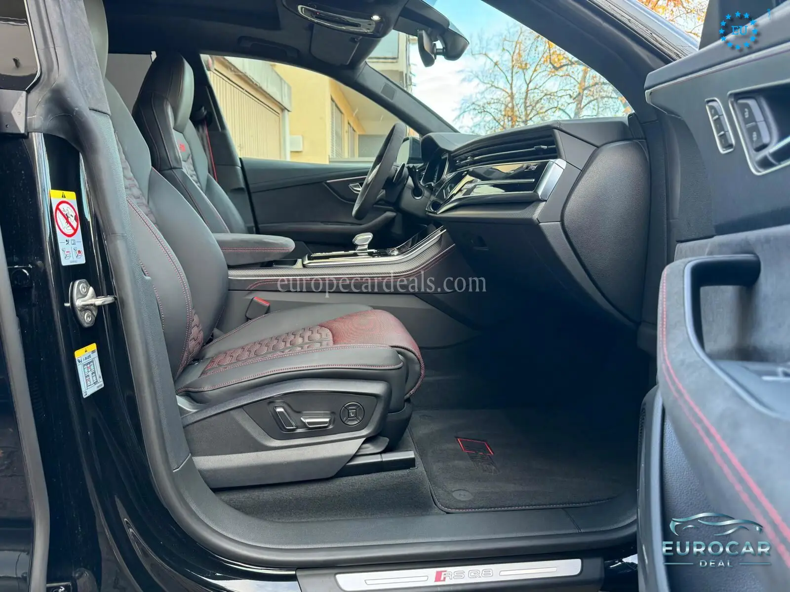 Audi RSQ8