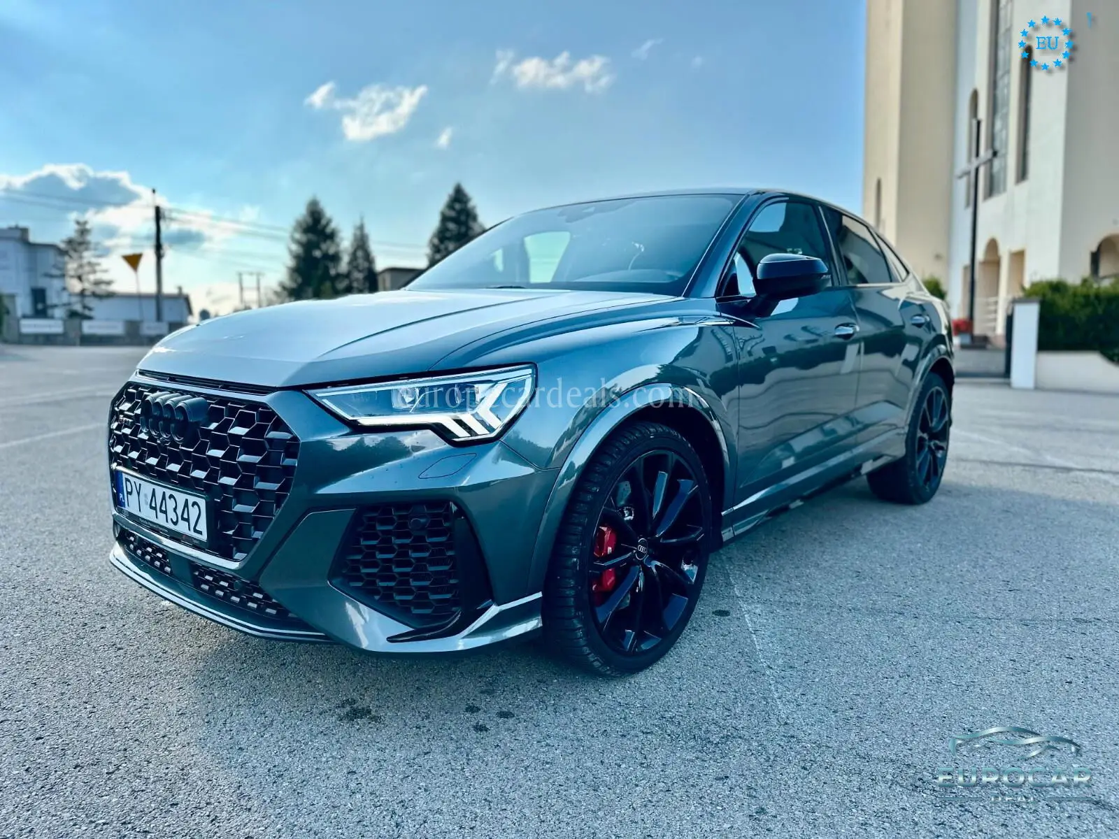 Audi RSQ3