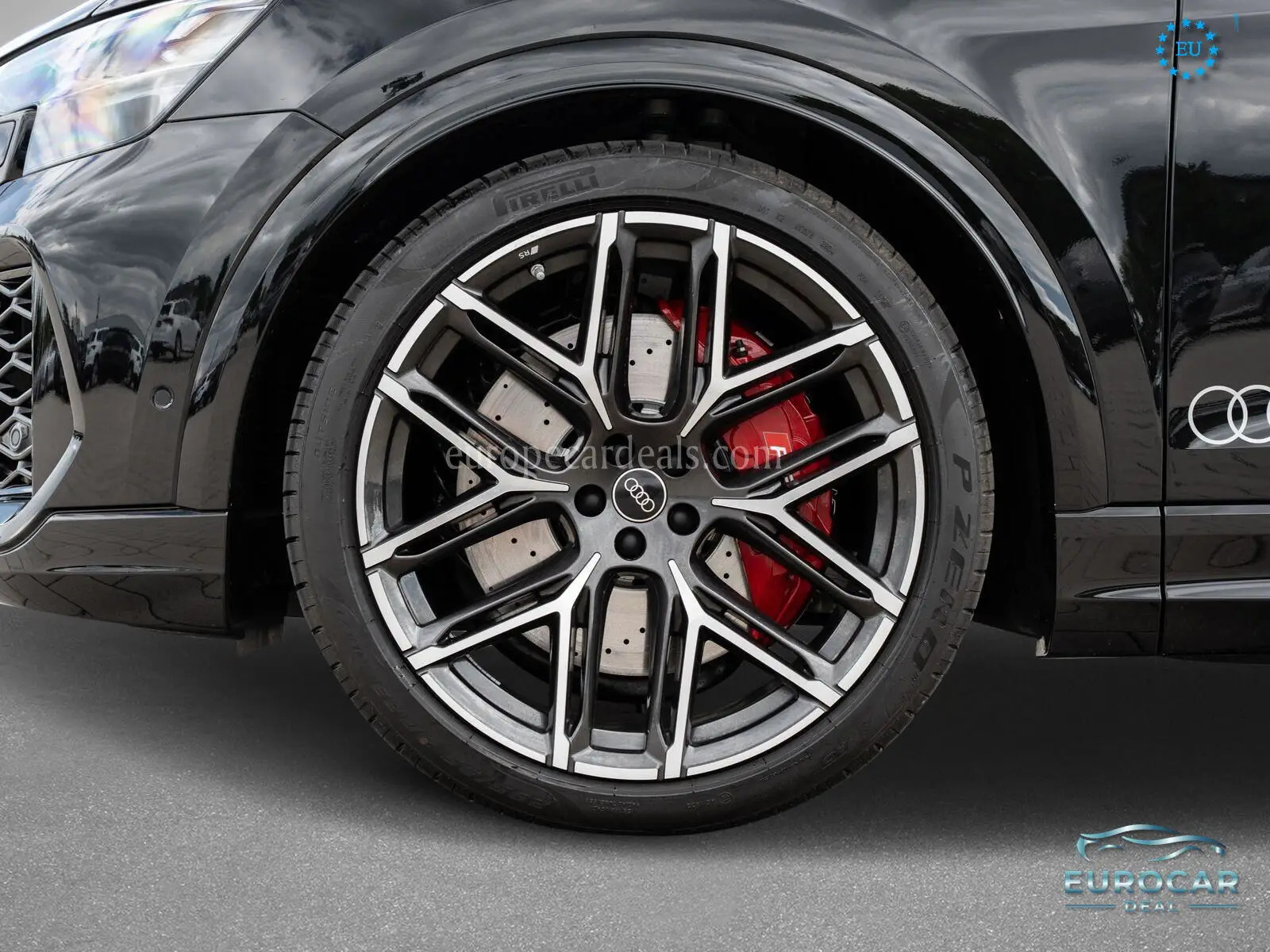 Audi RSQ8