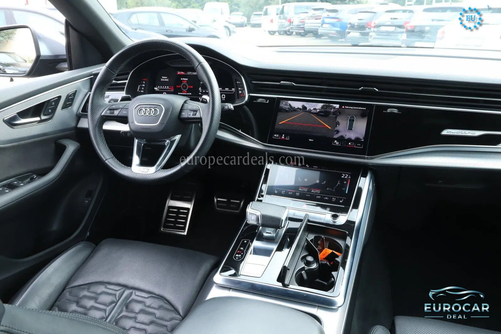 Audi RSQ8