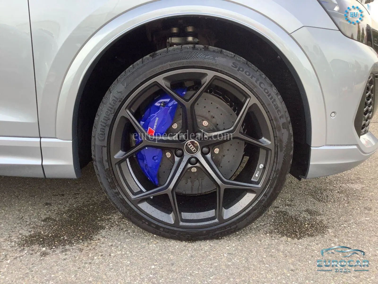 Audi RSQ8