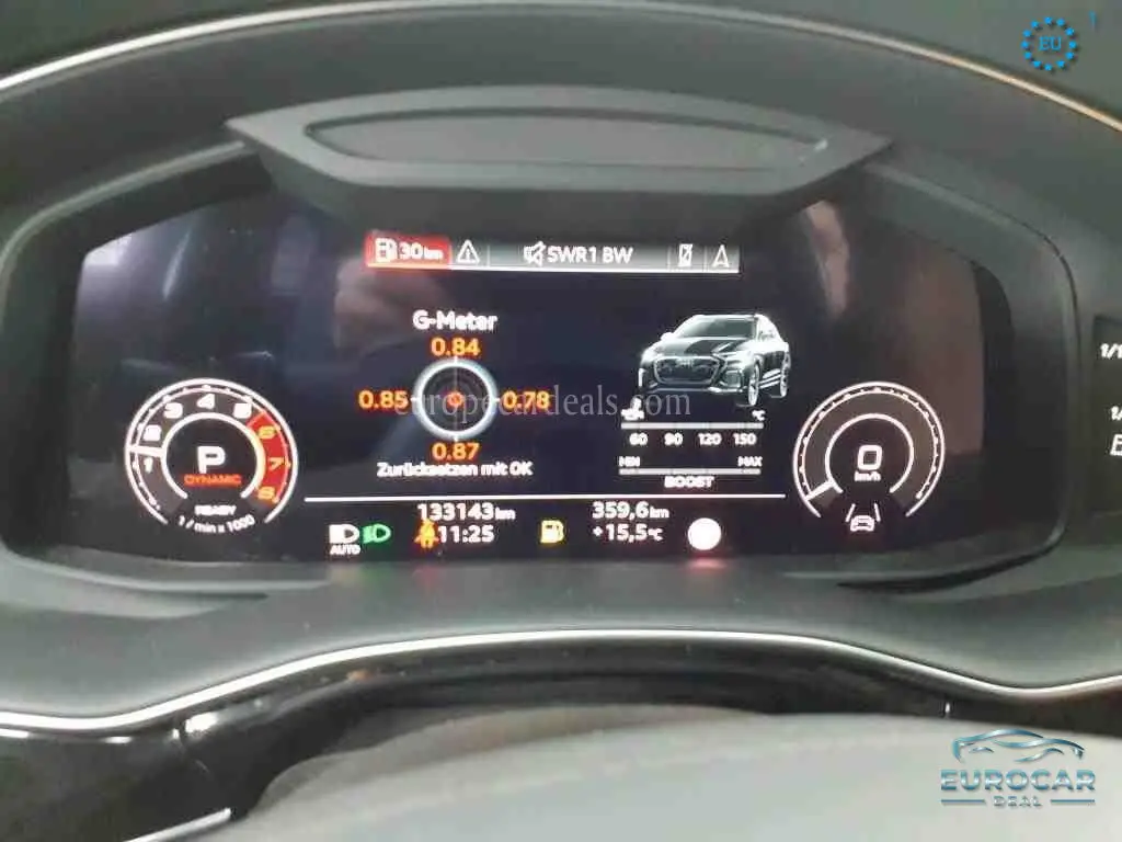 Audi RSQ8