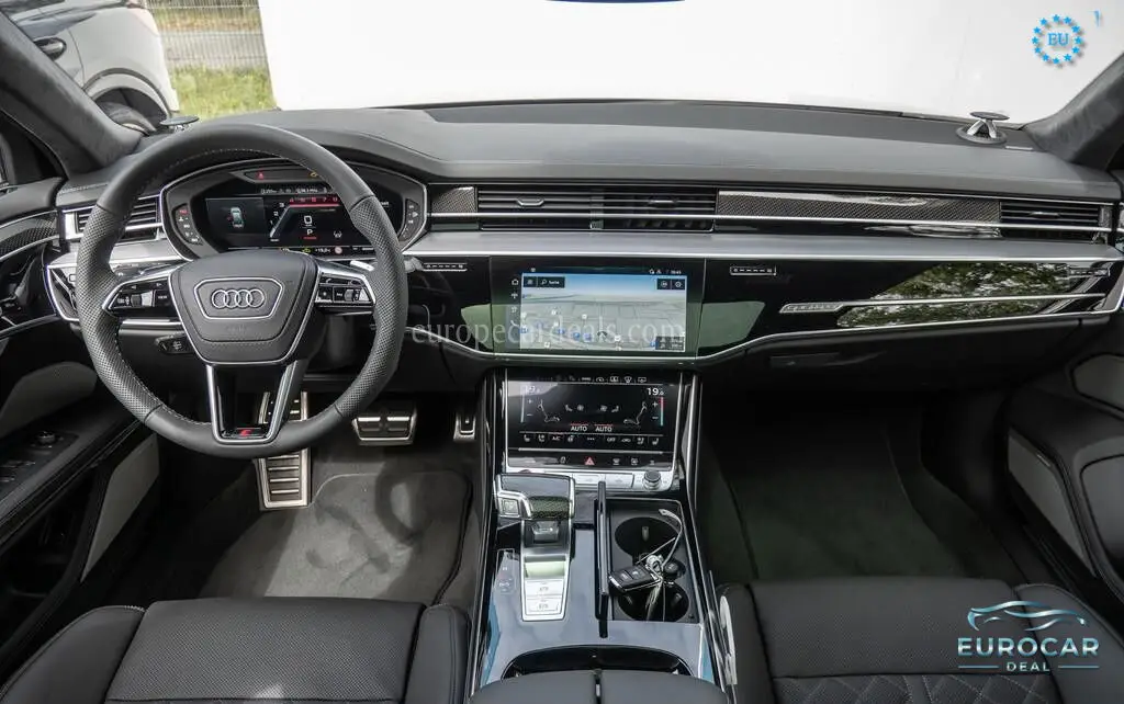 Audi S8