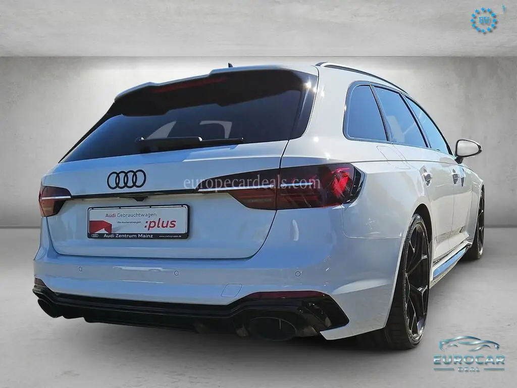 Audi RS4