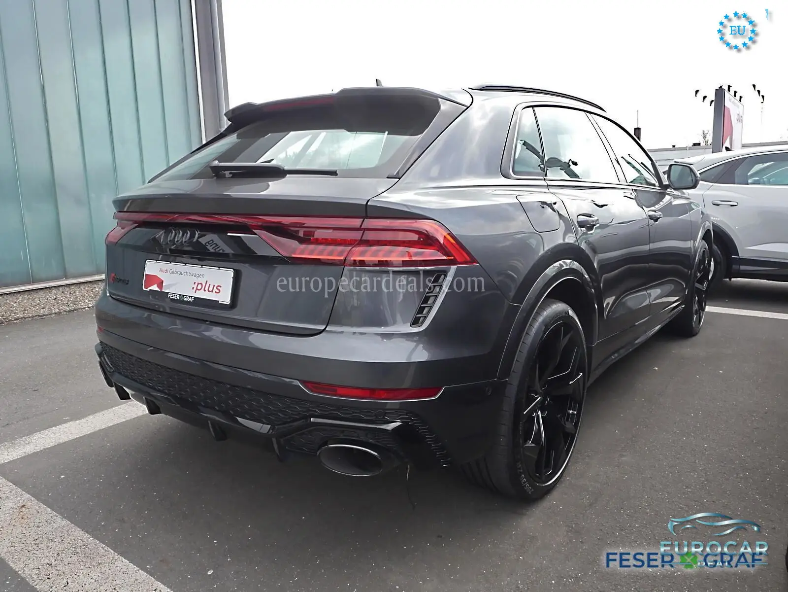Audi RSQ8