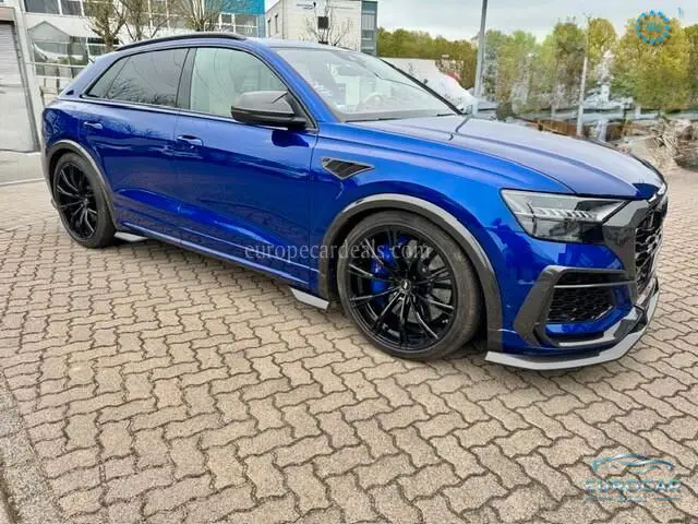 Audi RSQ8