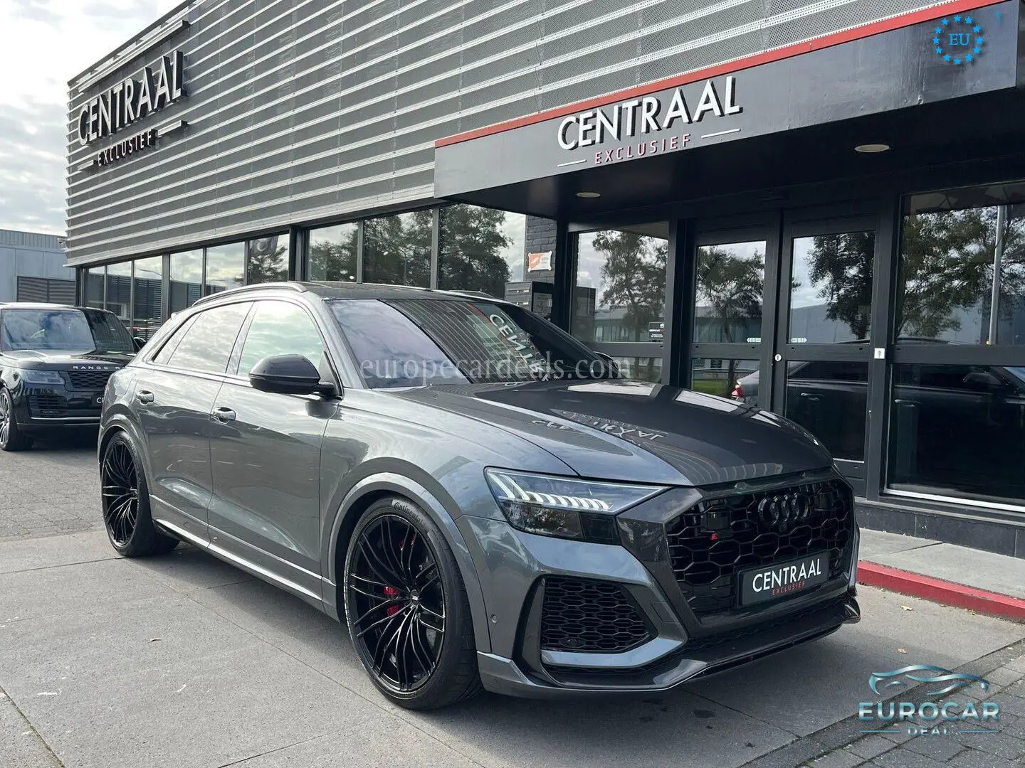 Audi RSQ8