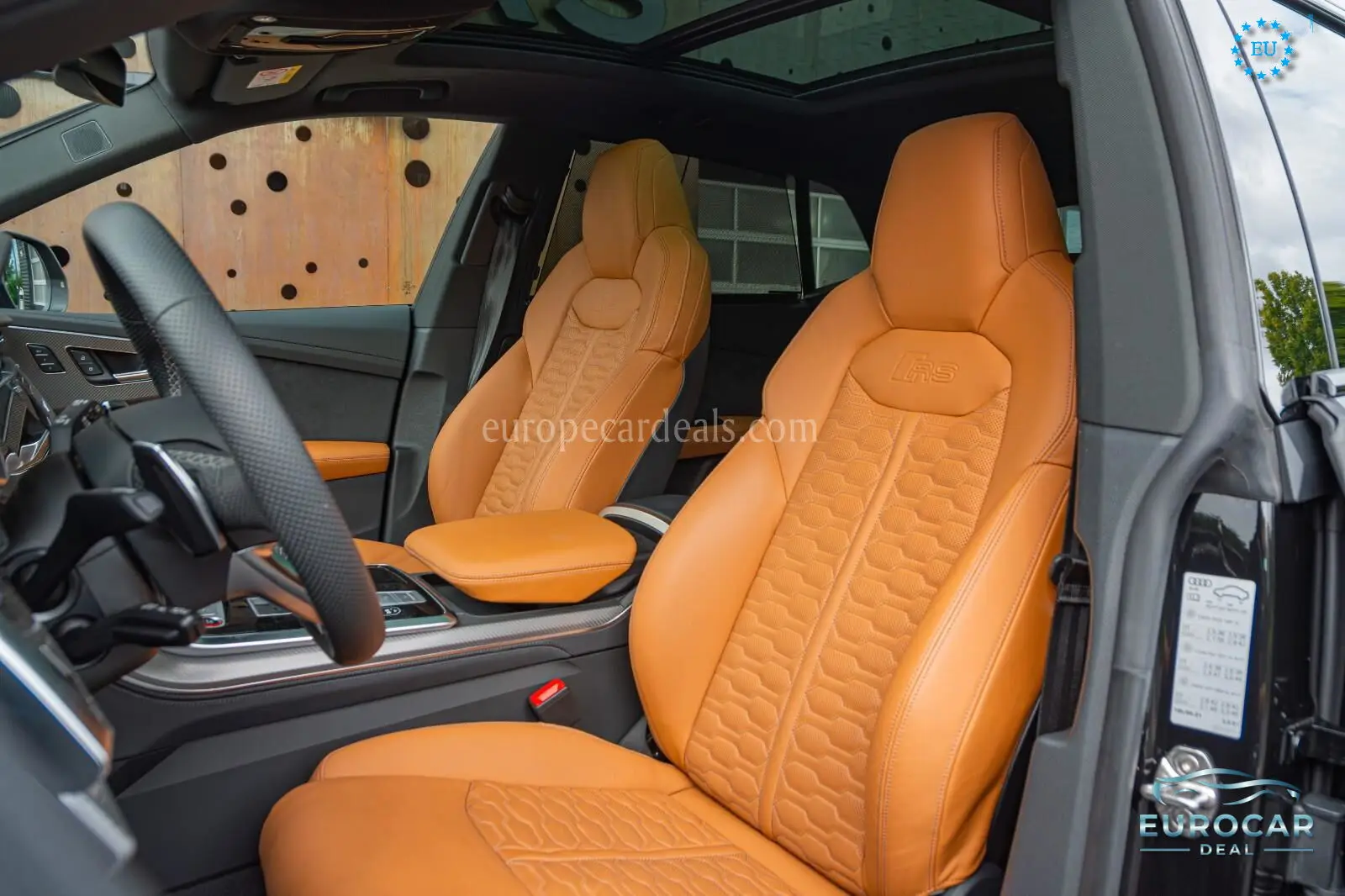 Audi RSQ8