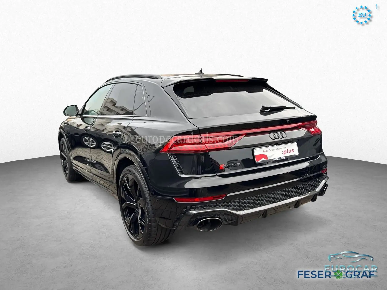 Audi RSQ8