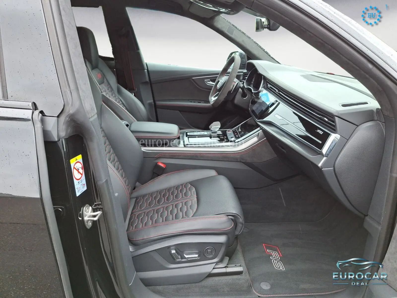 Audi RSQ8