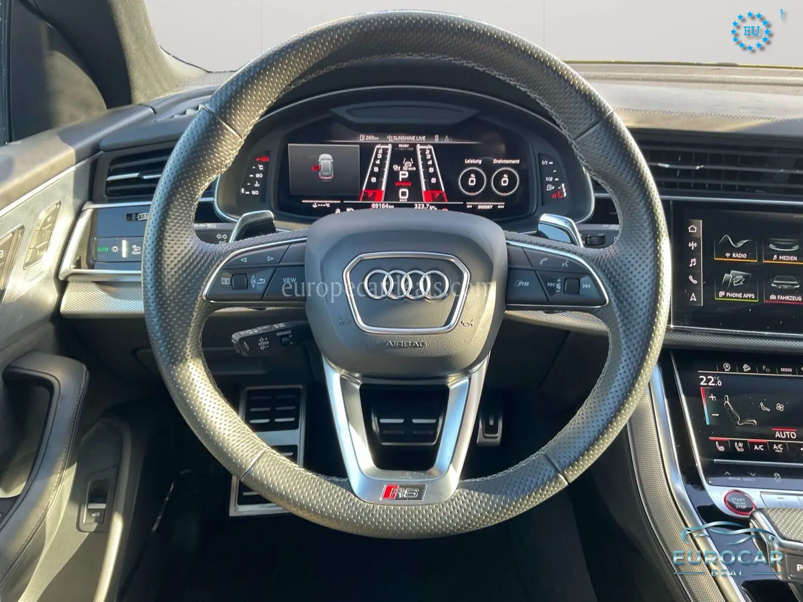 Audi RSQ8