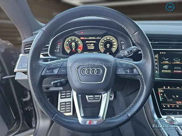 Audi SQ8
