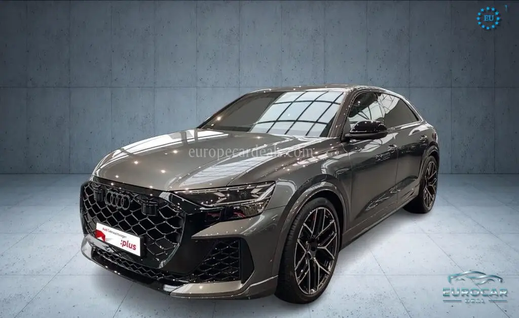 Audi RSQ8