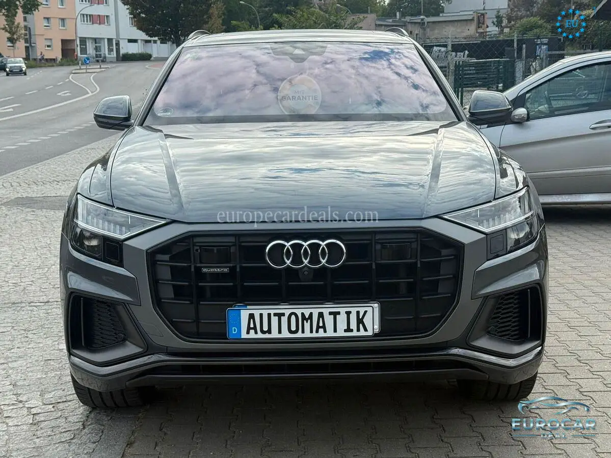 Audi Q8