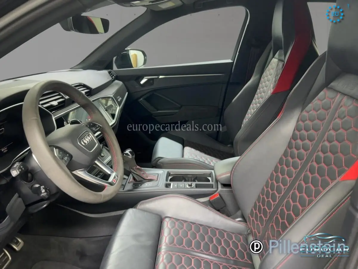 Audi RSQ3
