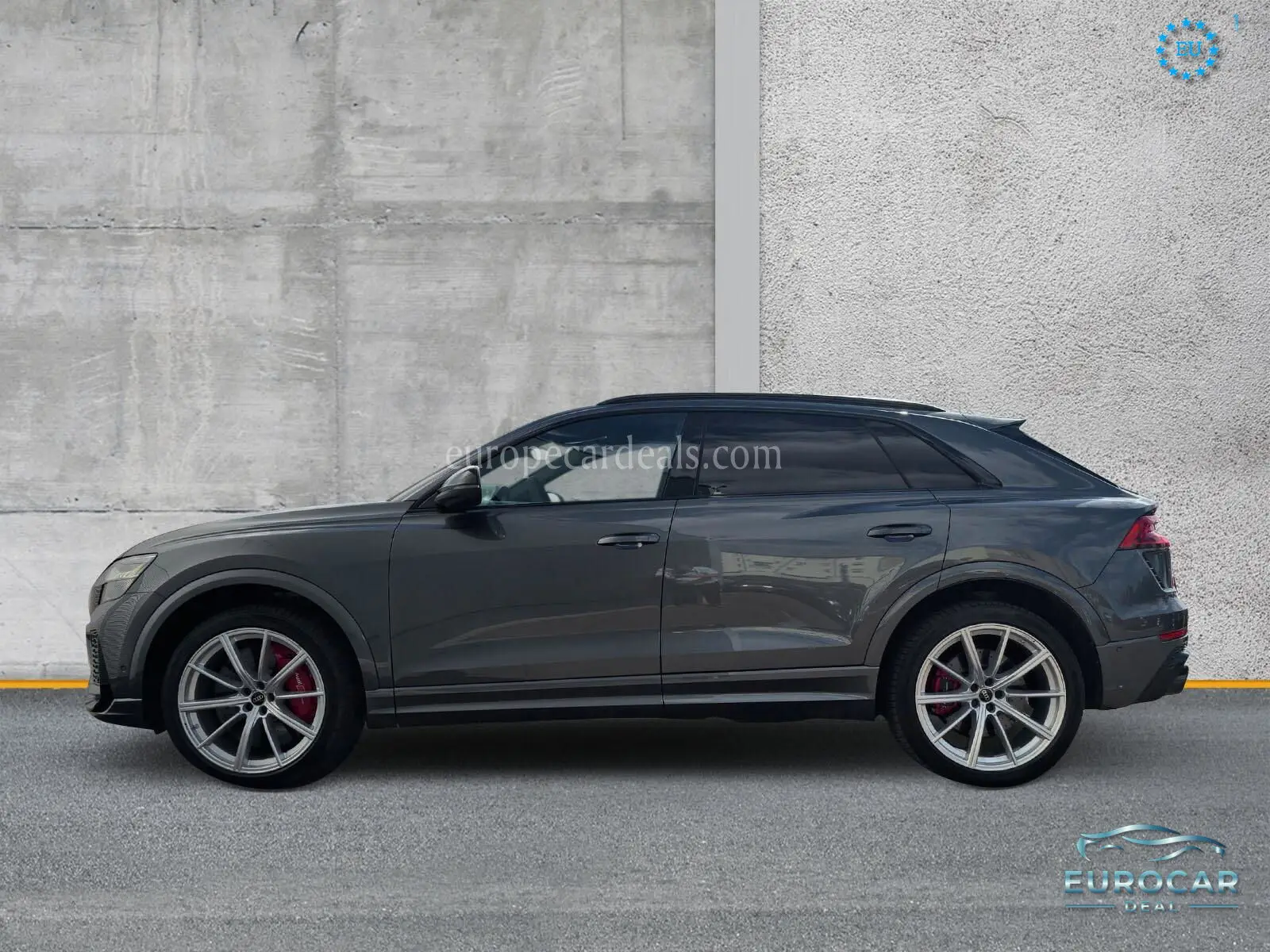 Audi RSQ8