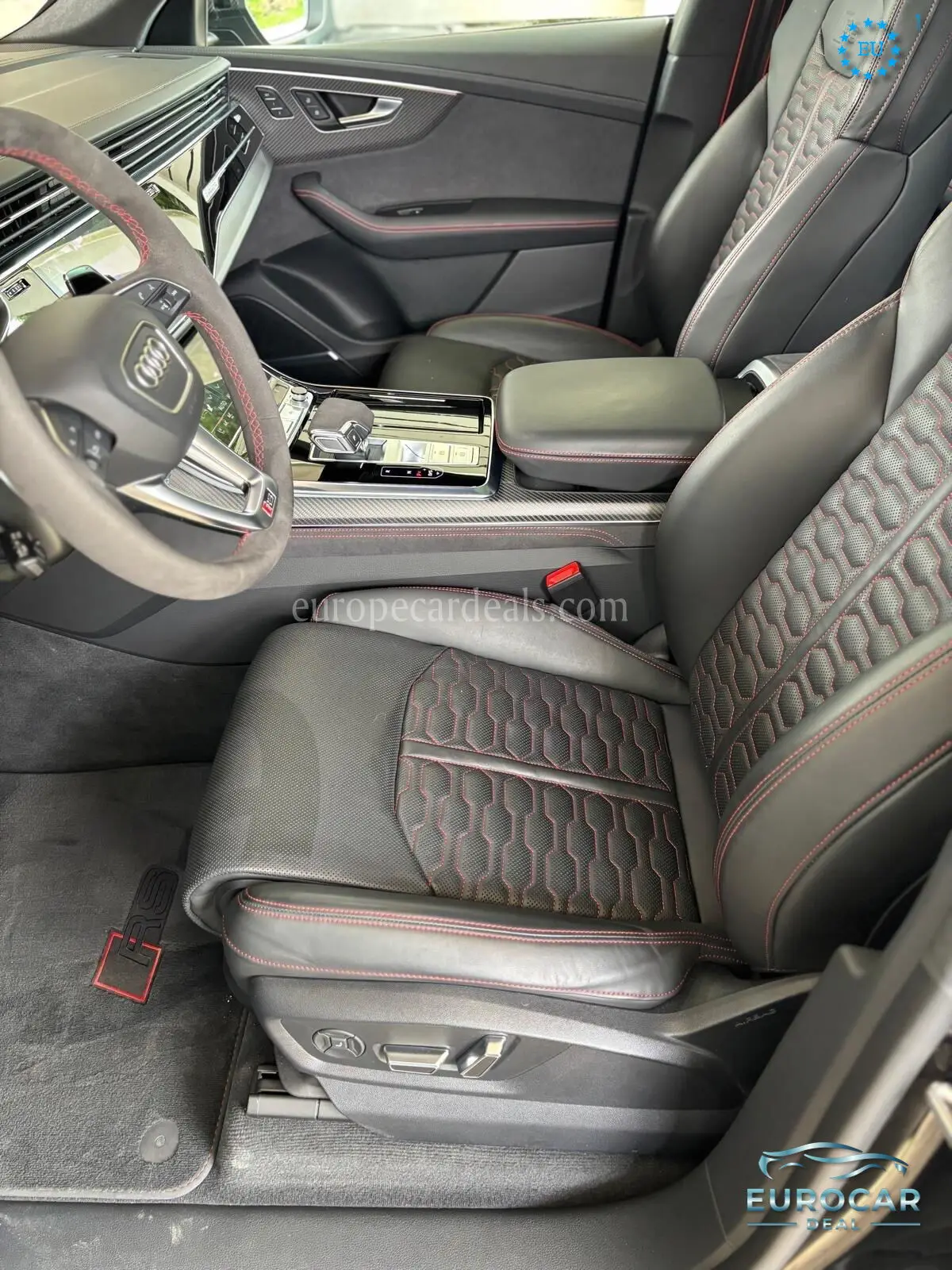 Audi RSQ8