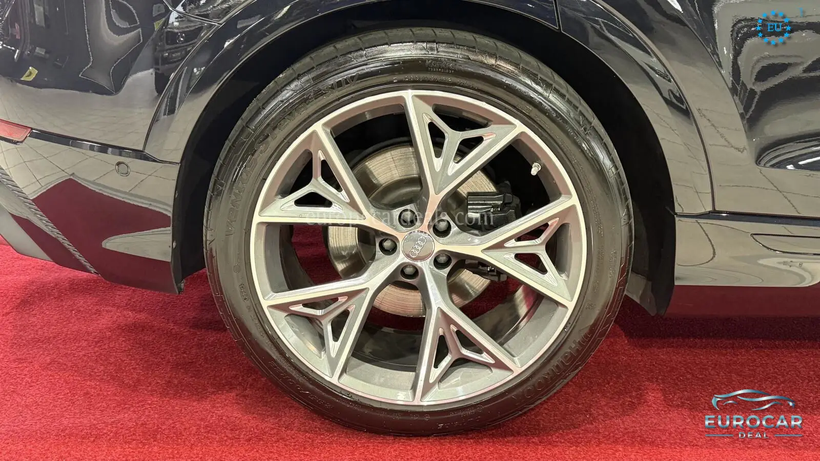 Audi SQ8