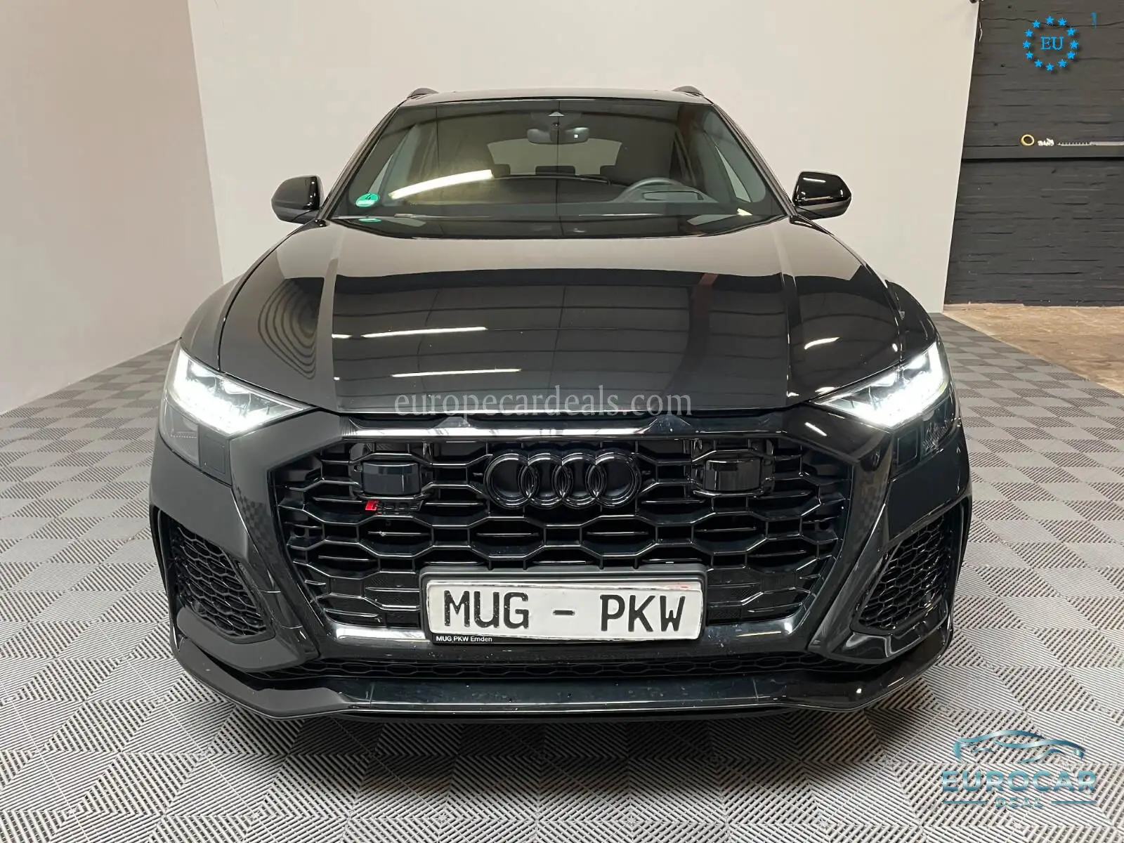 Audi RSQ8
