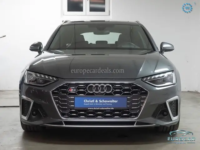 Audi S4