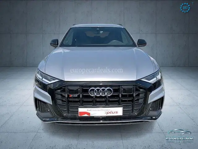 Audi SQ8