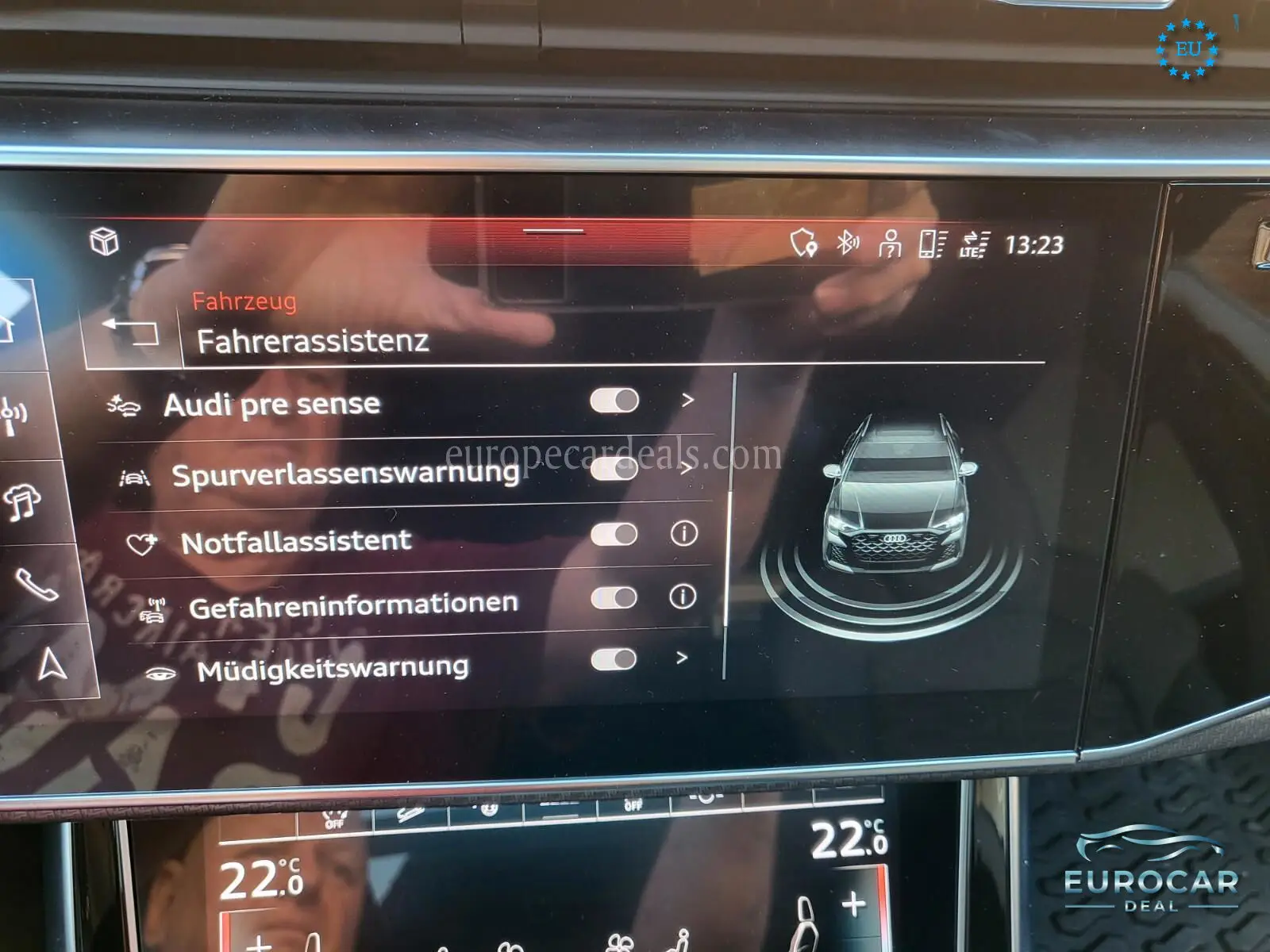 Audi RSQ8