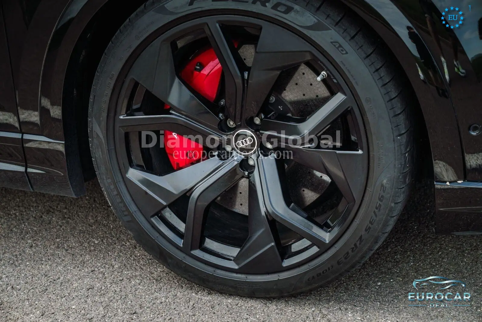 Audi RSQ8