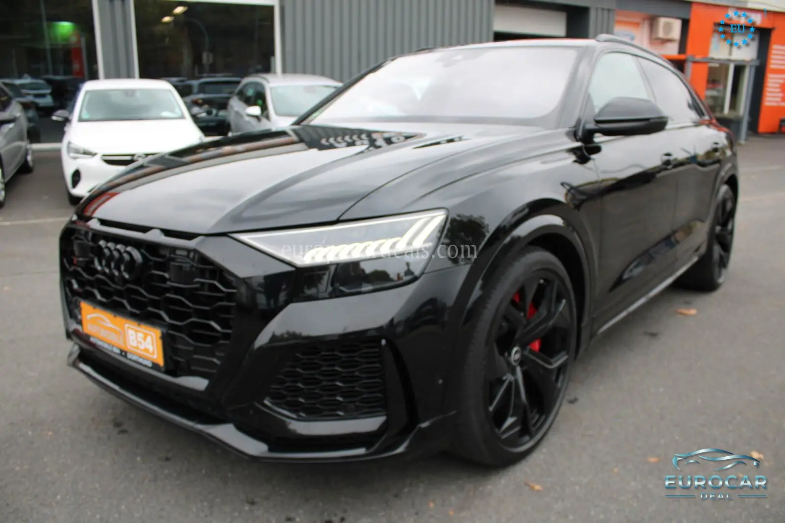 Audi RSQ8