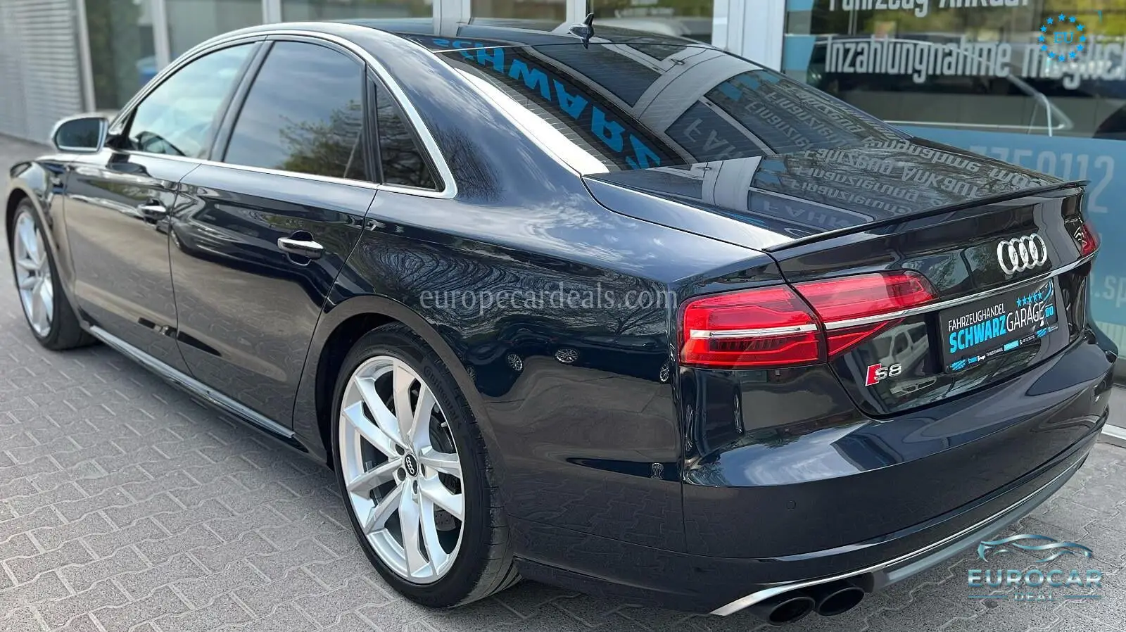 Audi S8