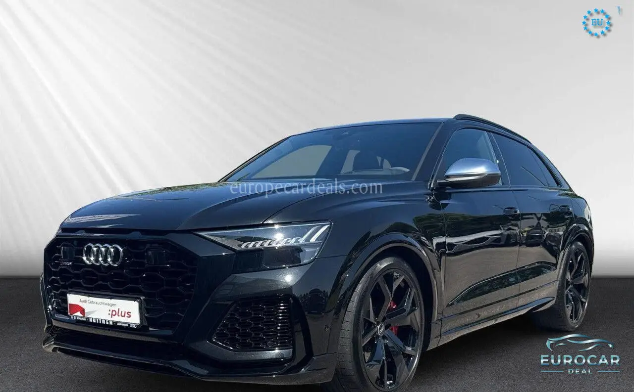 Audi RSQ8
