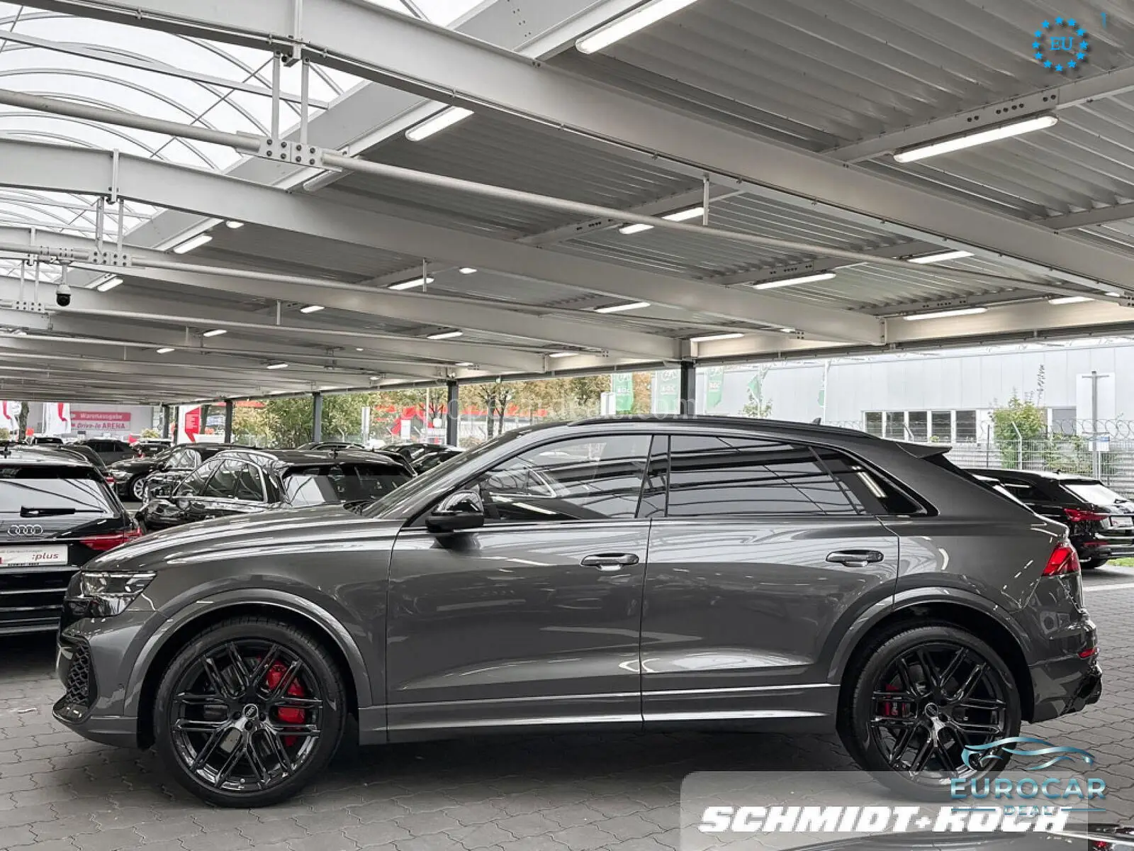 Audi RSQ8
