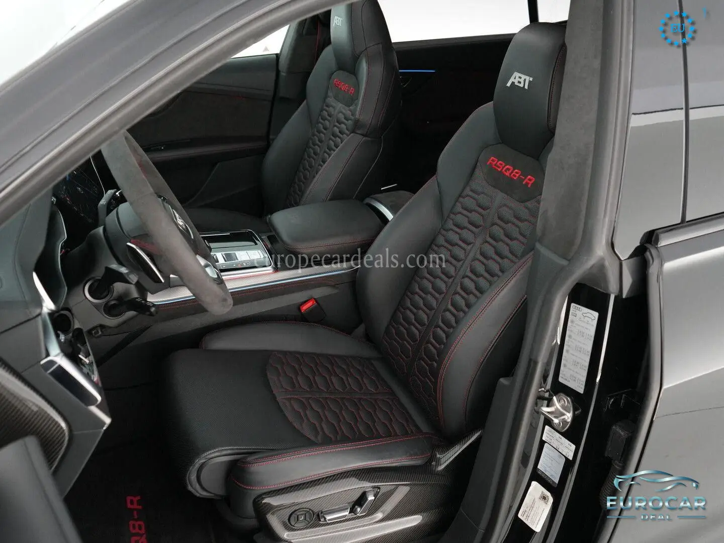 Audi RSQ8