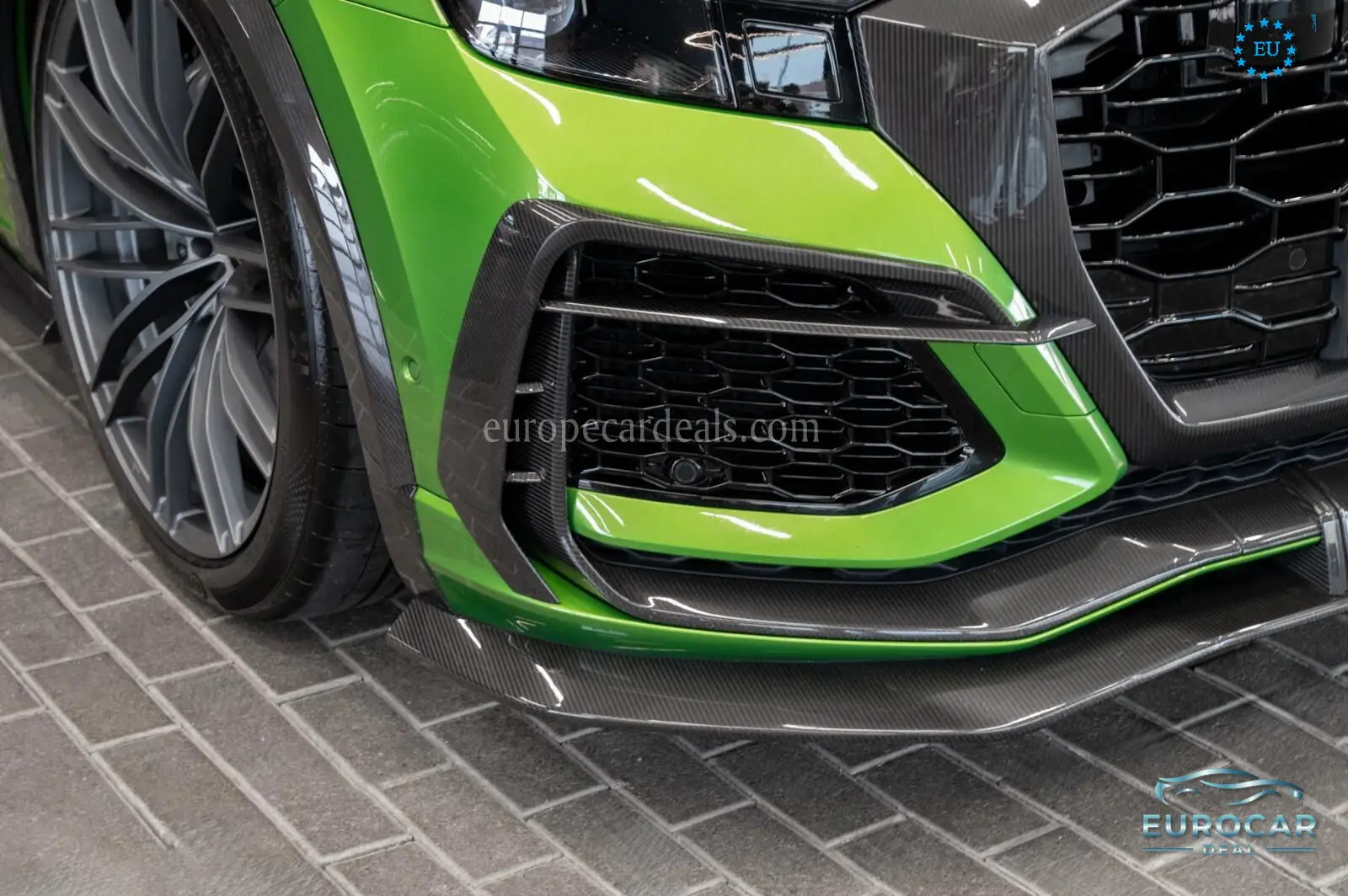 Audi RSQ8