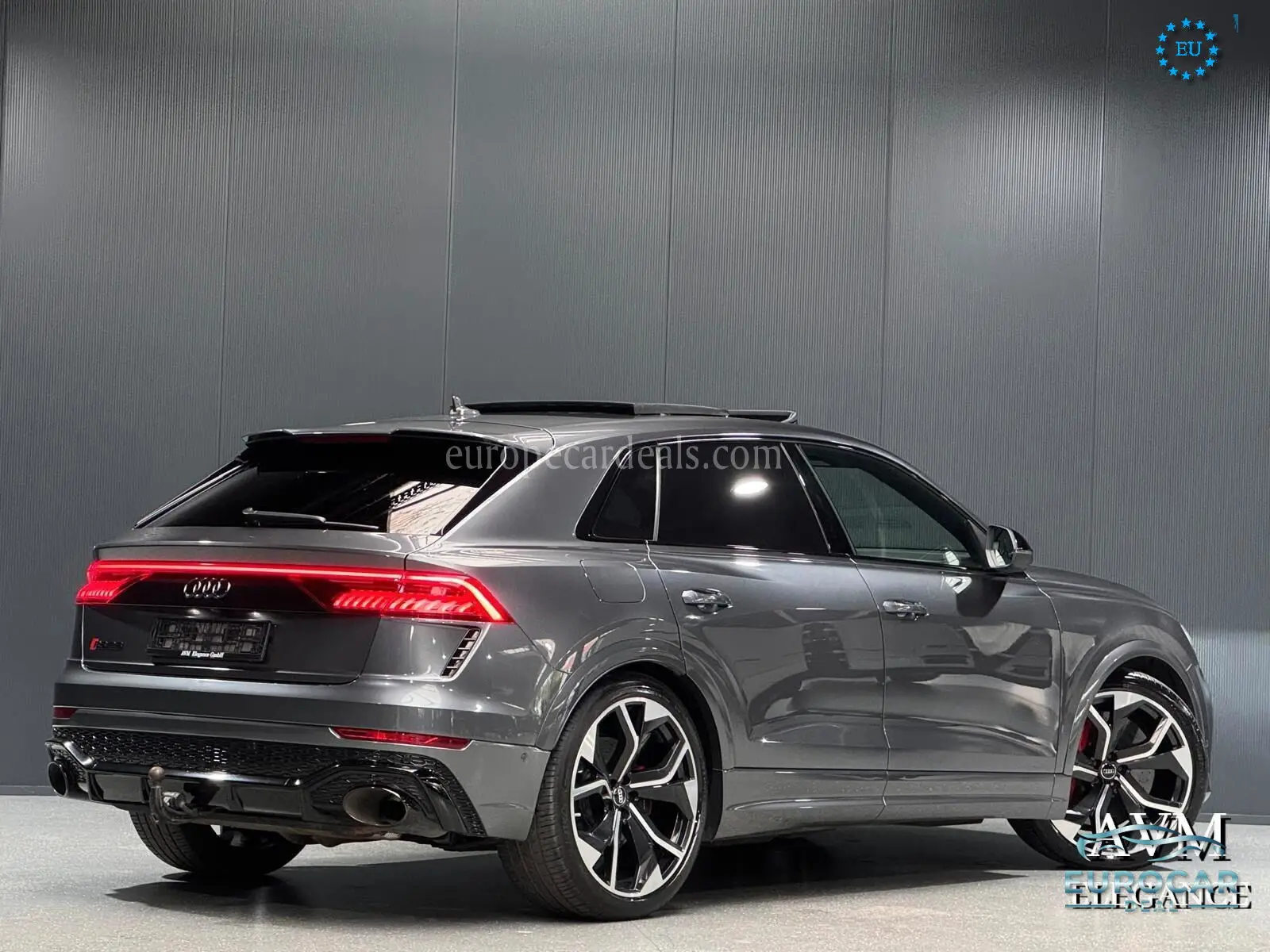 Audi RSQ8