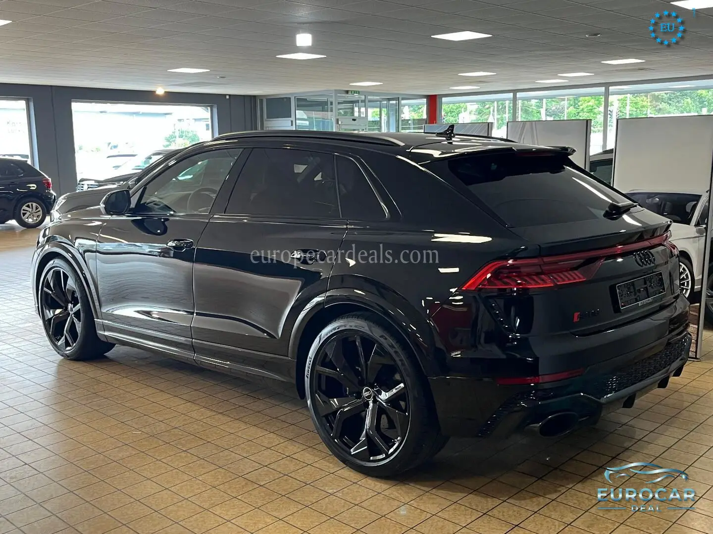 Audi RSQ8