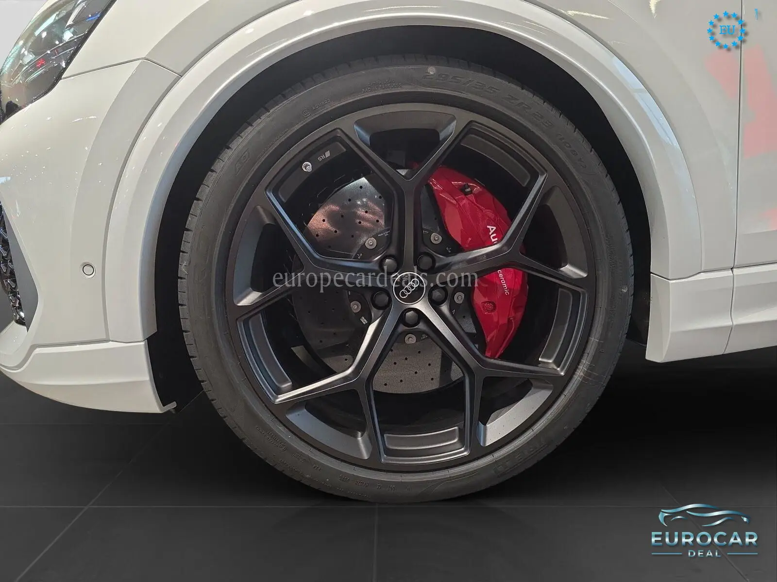 Audi RSQ8