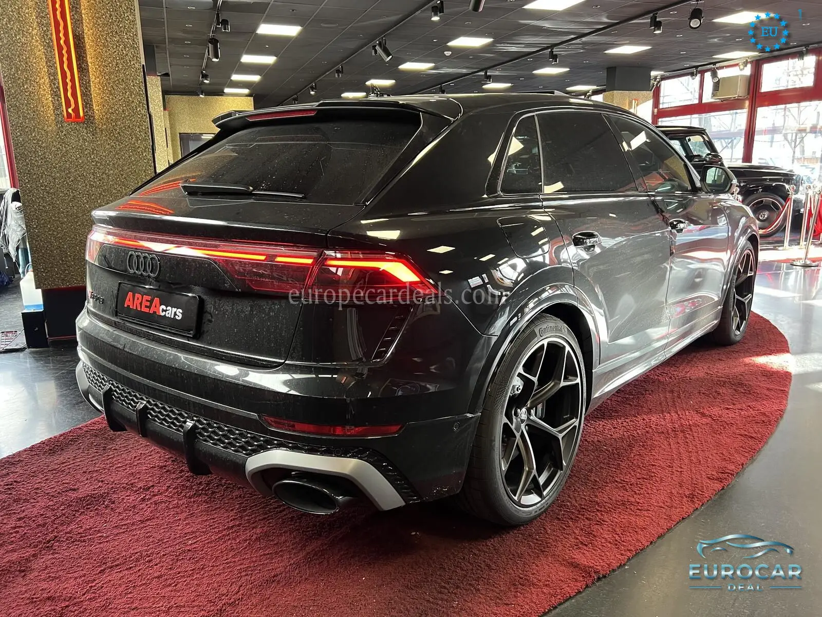 Audi RSQ8