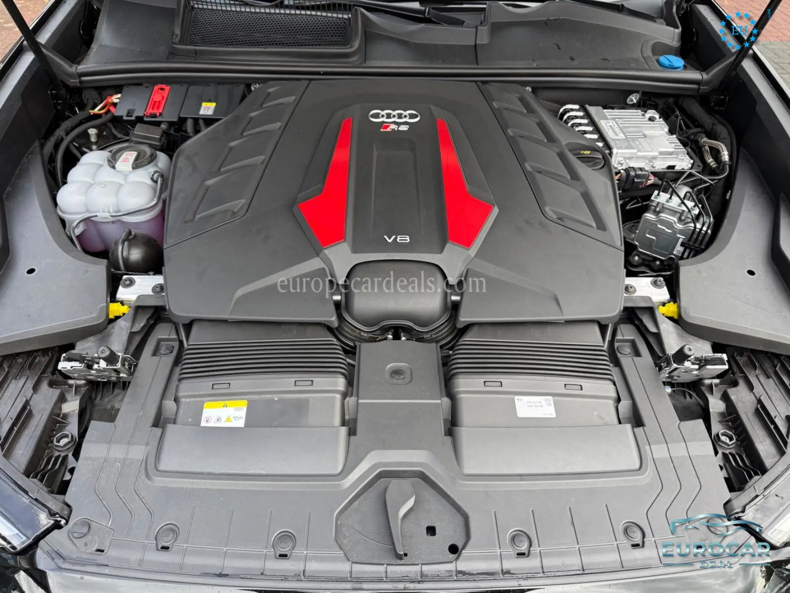 Audi RSQ8