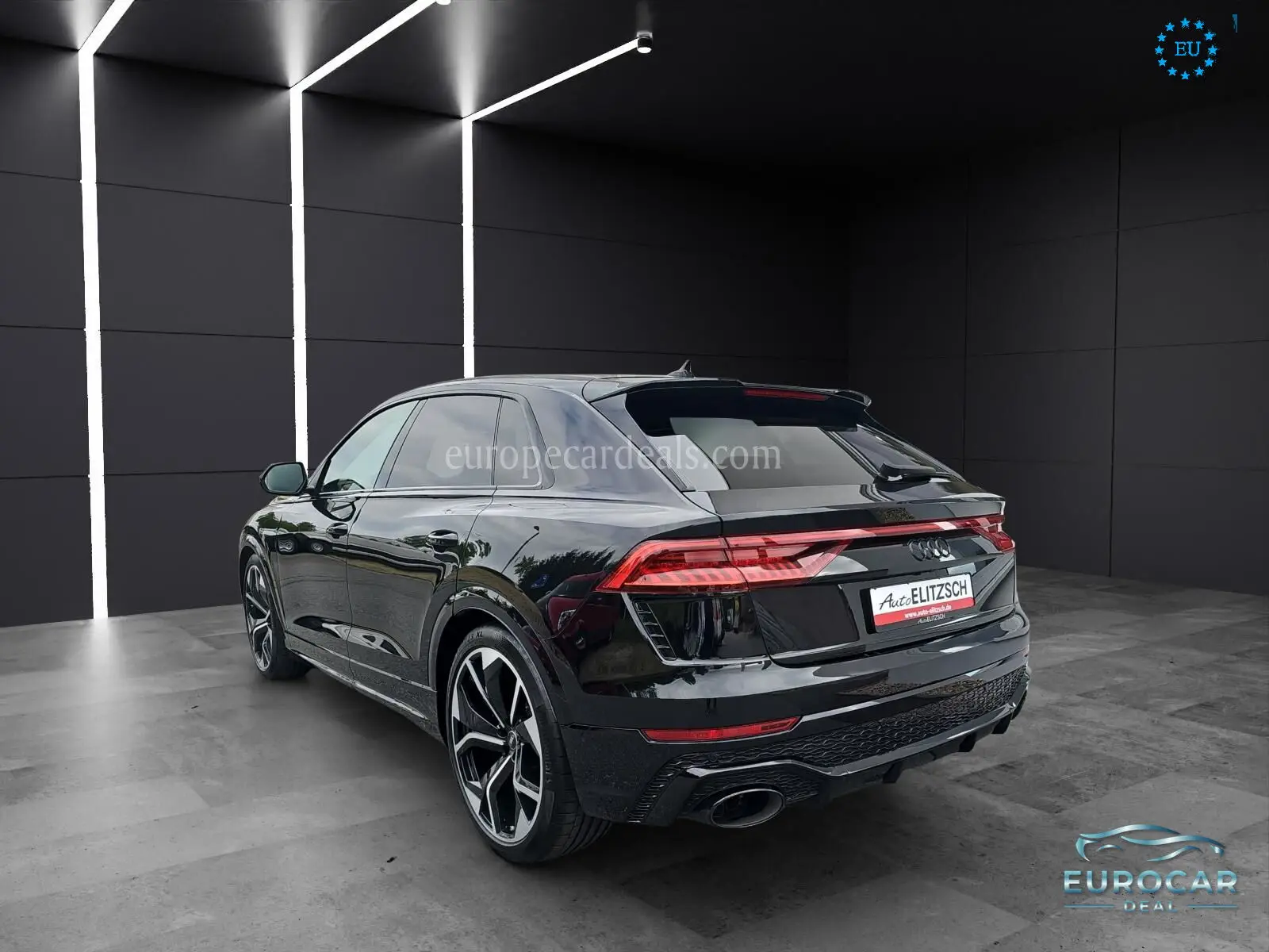 Audi RSQ8