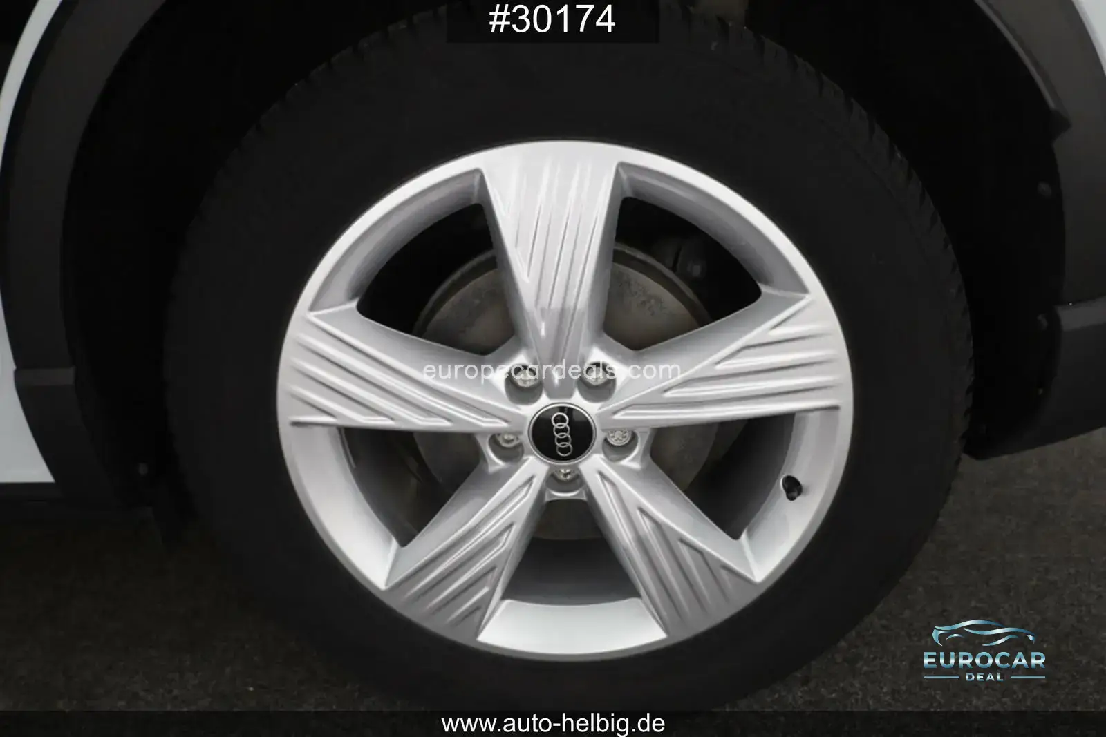 Audi Q4