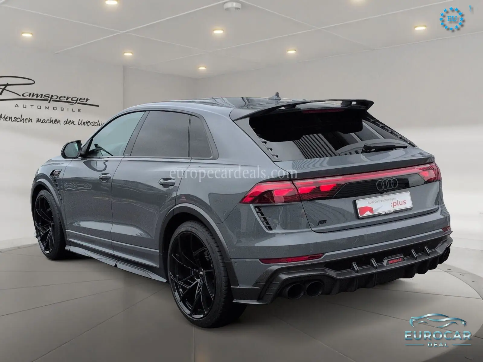 Audi RSQ8