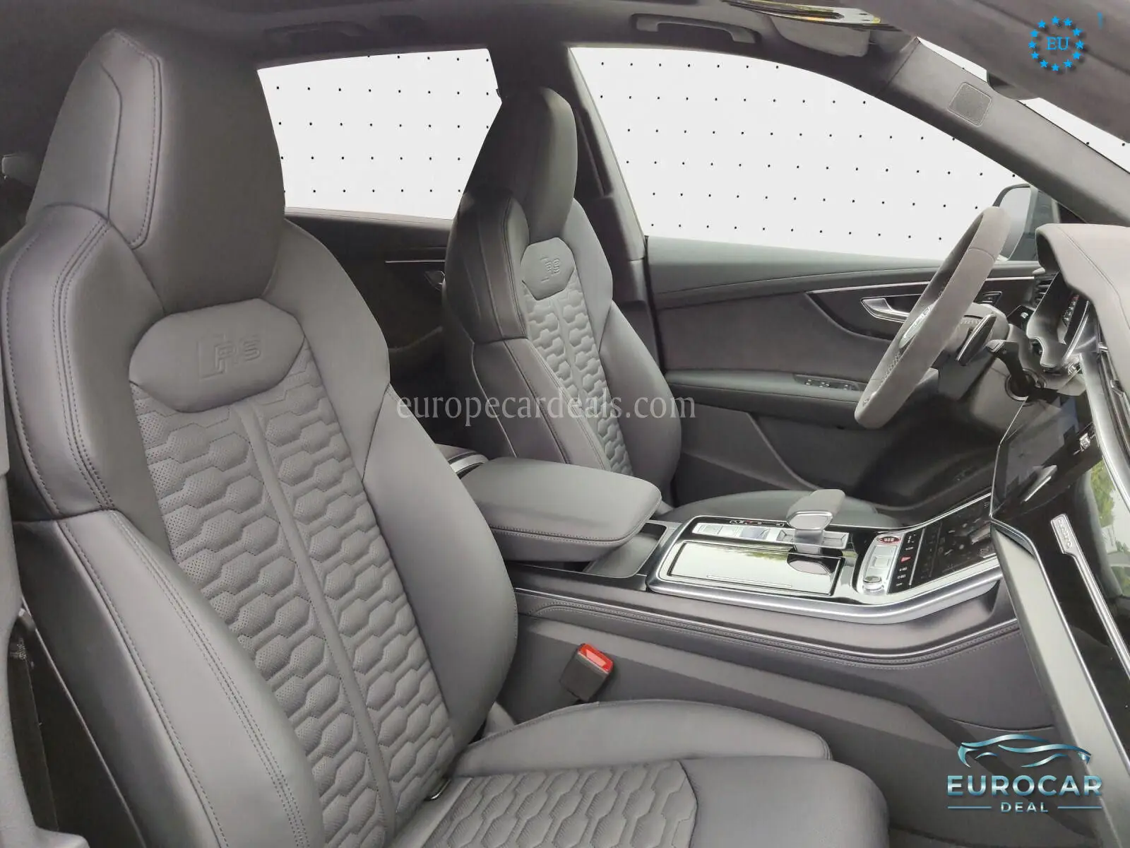 Audi RSQ8