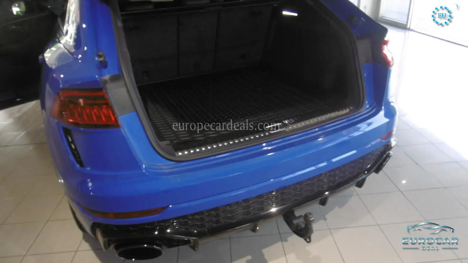 Audi RSQ8