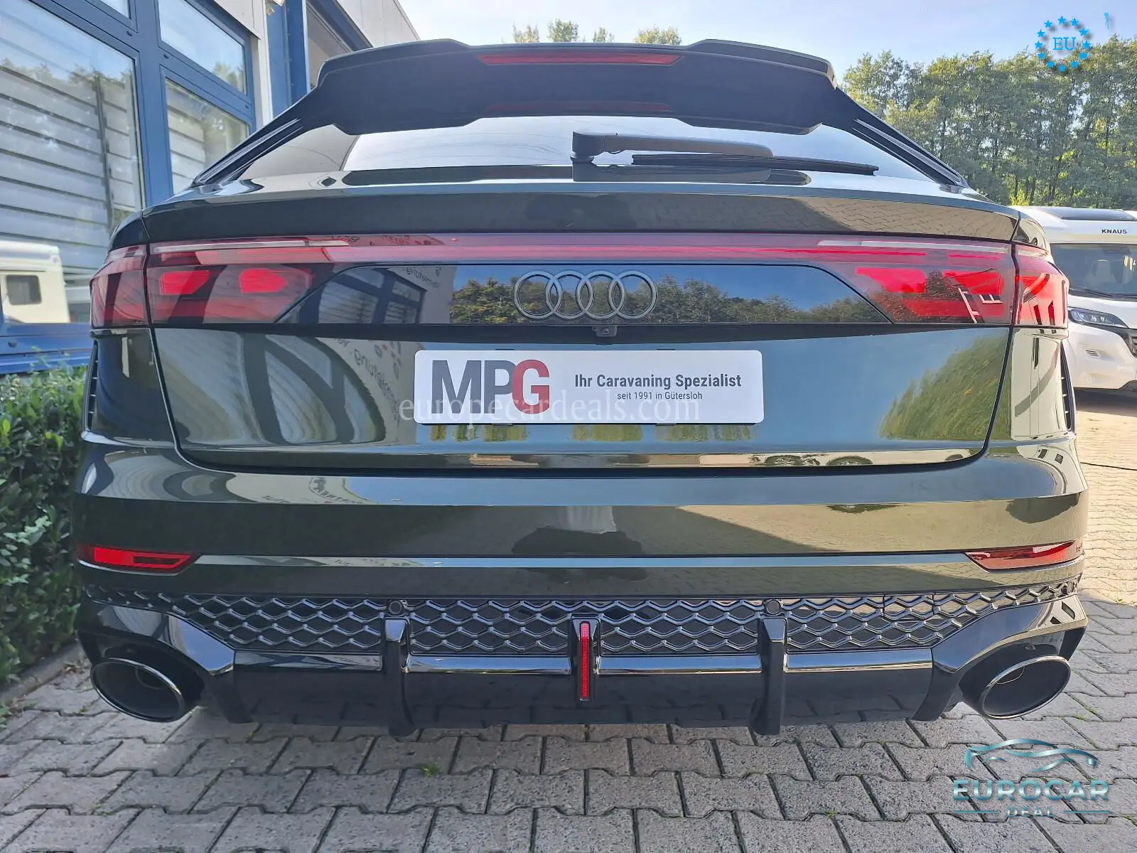 Audi RSQ8